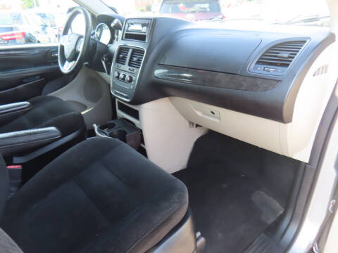2016 Dodge Grand Caravan American Value Package