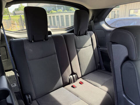 2019 Nissan Pathfinder S