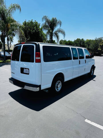 2017 Chevrolet Express LT 3500