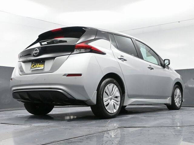 2023 Nissan LEAF S