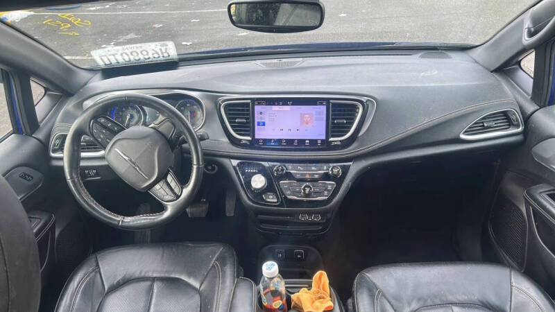 2021 Chrysler Pacifica Touring L