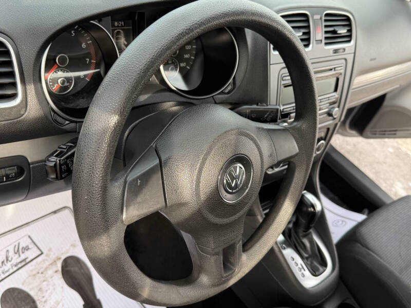 2014 Volkswagen Golf 2.5L PZEV