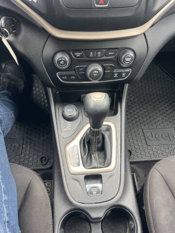 2017 Jeep Cherokee Latitude