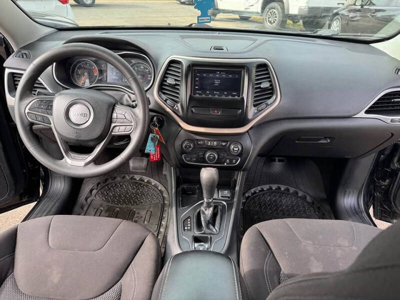 2020 Jeep Cherokee Latitude