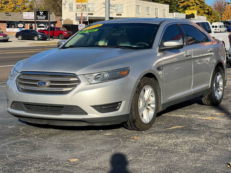 2018 Ford Taurus for sale at Apex Knox Auto in Knoxville TN