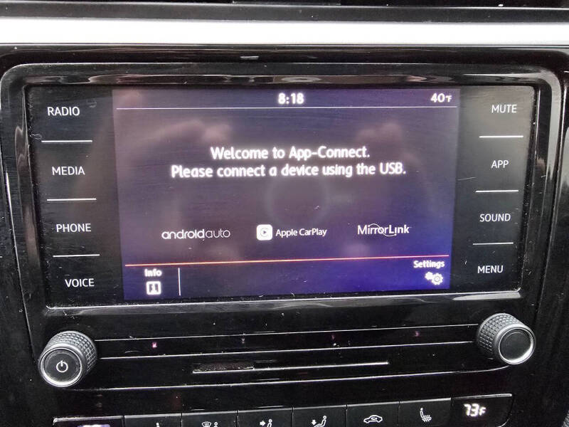 2020 Volkswagen Passat SE