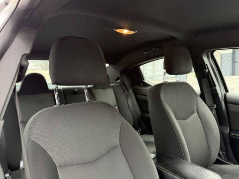 2012 Dodge Avenger SE