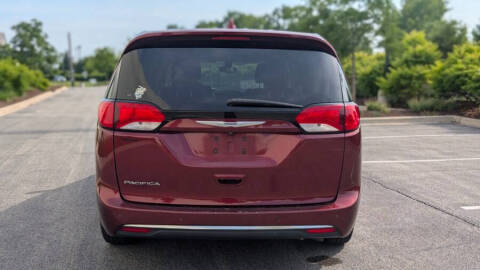 2018 Chrysler Pacifica Touring Plus