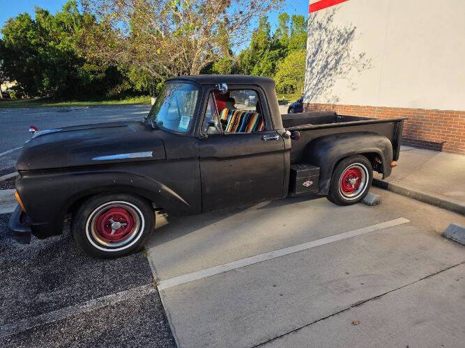 1951 Ford F-100