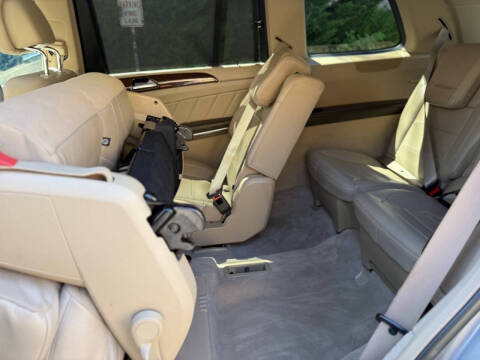 2014 Mercedes-Benz GL-Class GL 550 4MATIC