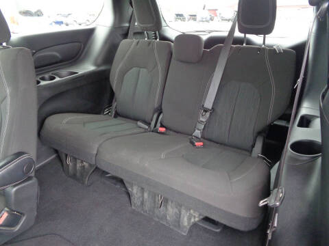 2022 Chrysler Pacifica Touring