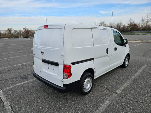 2015 Nissan NV200 S