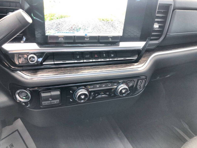 2025 GMC Sierra 2500HD SLE