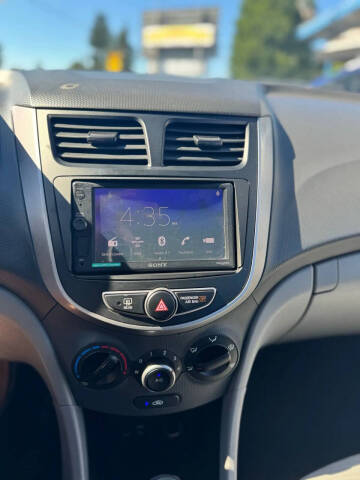 2015 Hyundai Accent GS