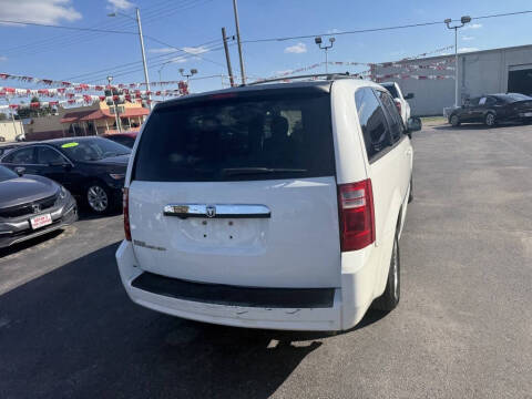 2008 Dodge Grand Caravan SXT