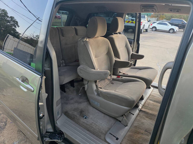 2009 Toyota Sienna LE 7-Passenger