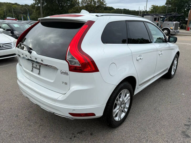 2016 Volvo XC60 T5 Drive-E Premier