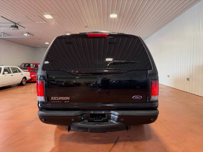 2005 Ford Excursion XLT