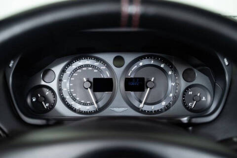 2015 Aston Martin Vanquish Volante