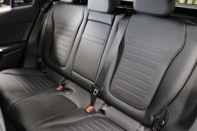 2024 Mercedes-Benz GLC GLC 300