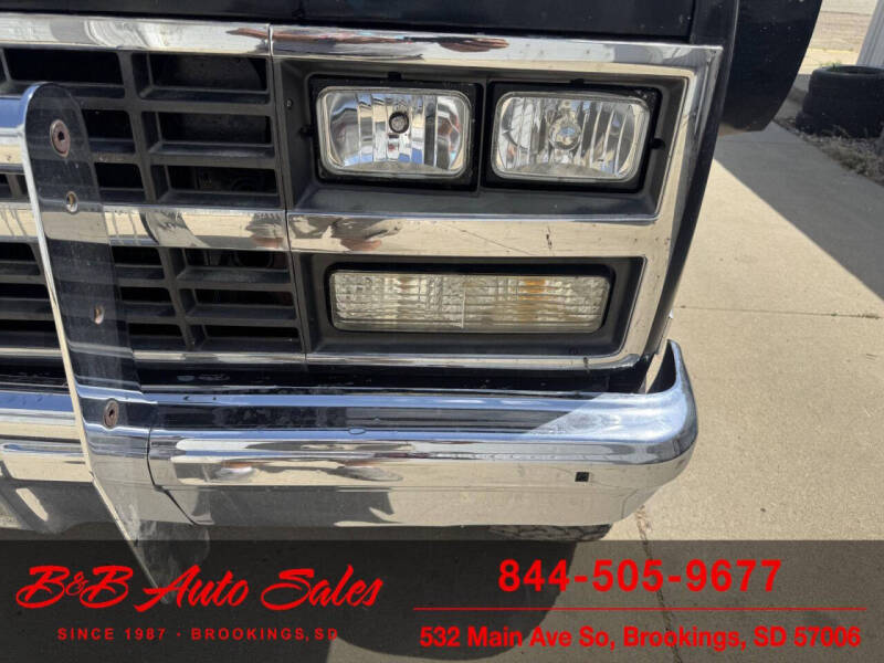 1987 GMC R/V 1500 Series