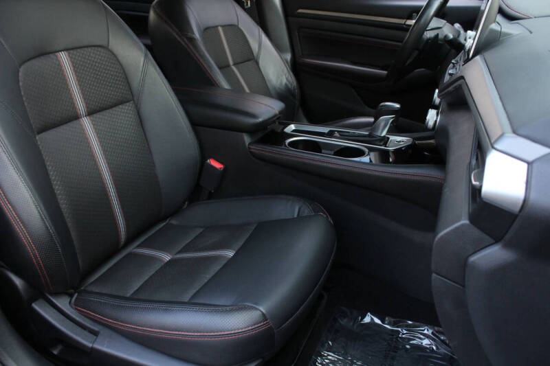 2023 Nissan Altima 2.5 SR