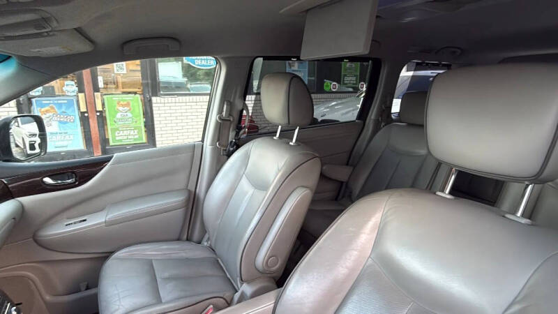 2012 Nissan Quest