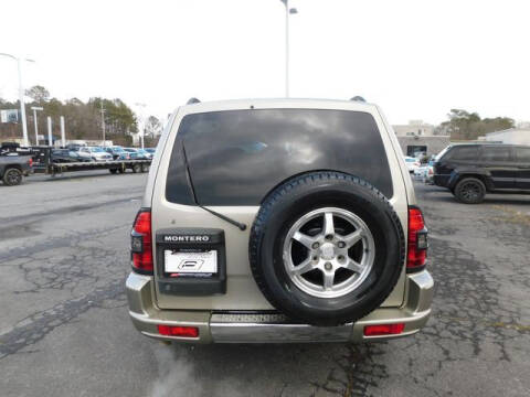 2002 Mitsubishi Montero XLS