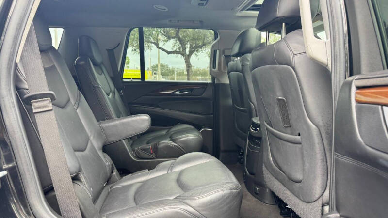 2020 Cadillac Escalade Premium Luxury