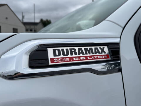 2022 GMC SIERRA UTILITY