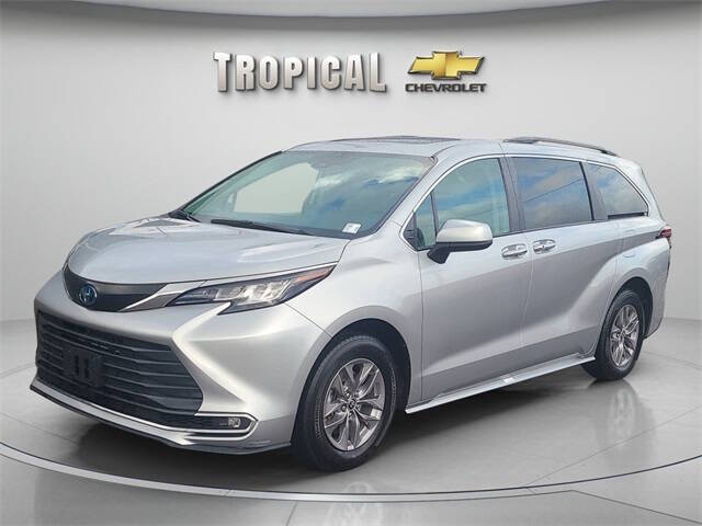 2023 Toyota Sienna