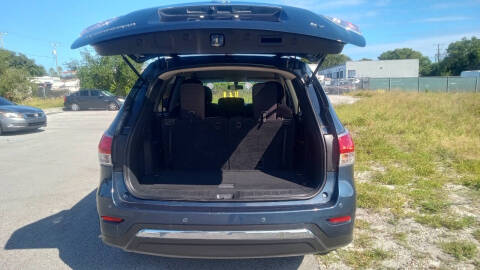 2014 Nissan Pathfinder SV