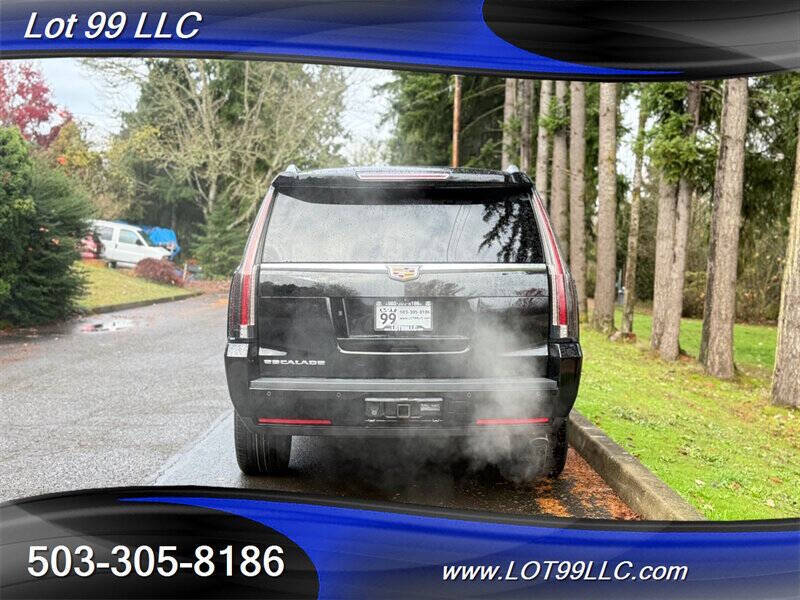 2017 Cadillac Escalade ESV Premium Luxury