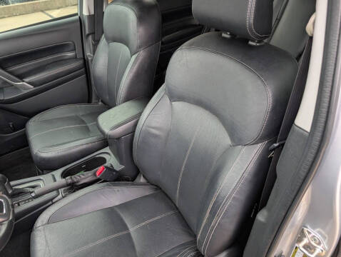 2017 Subaru Forester 2.5i Touring