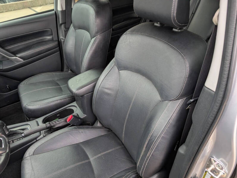 2017 Subaru Forester 2.5i Touring