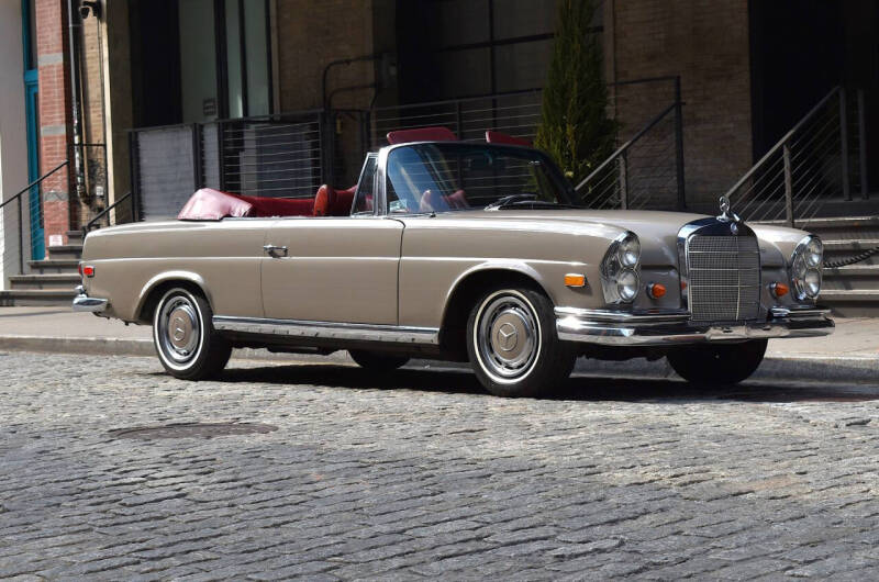 1969 Mercedes-Benz 280-Class