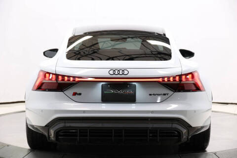 2023 Audi RS e-tron GT quattro