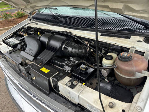 2001 Ford E-Series E-350 SD XLT