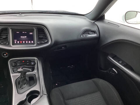 2019 Dodge Challenger SXT