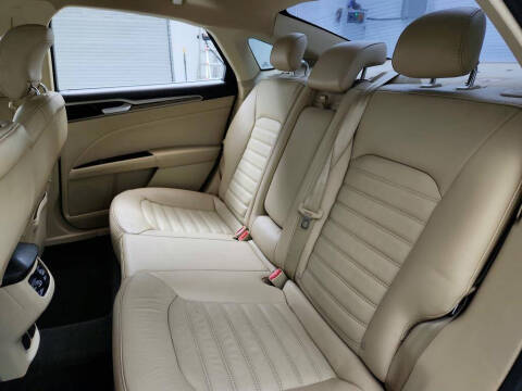 2014 Ford Fusion Energi SE