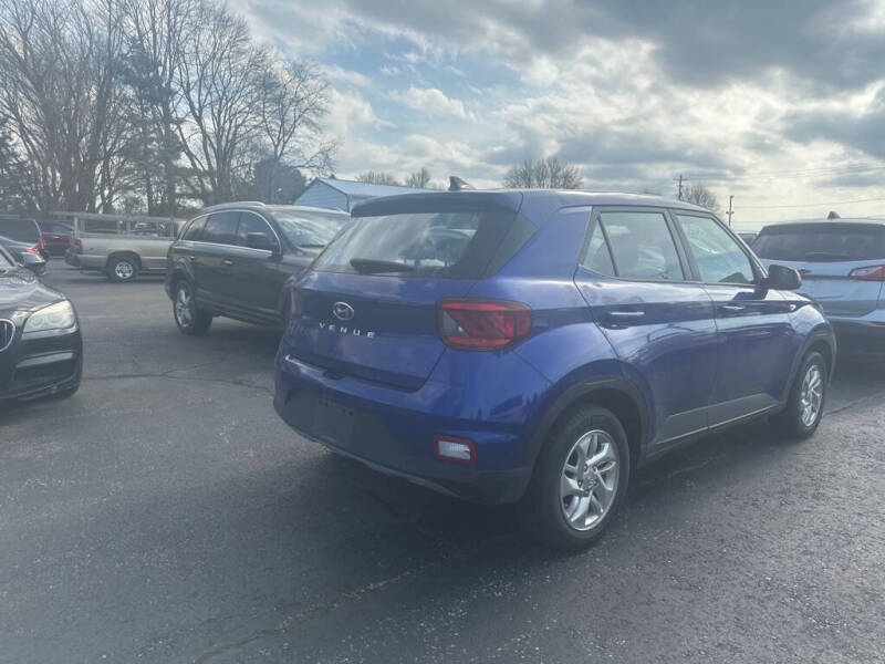 2021 Hyundai Venue SE