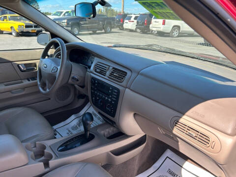 2003 Ford Taurus SES