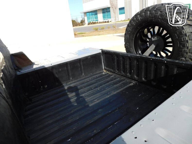 1999 AM General Hummer