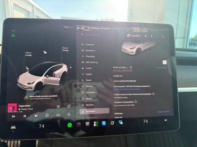 2023 Tesla Model 3 Performance