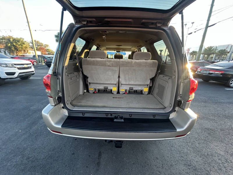 2007 Toyota Sequoia SR5