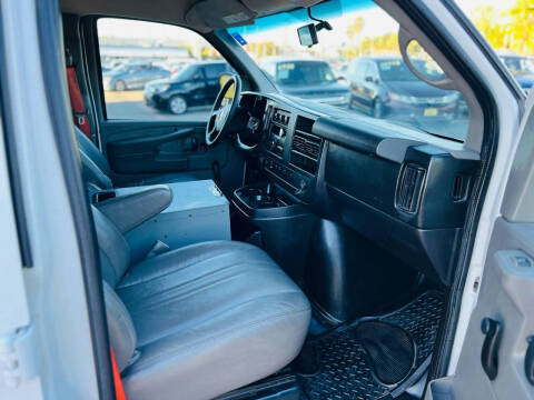 2013 Chevrolet Express 2500