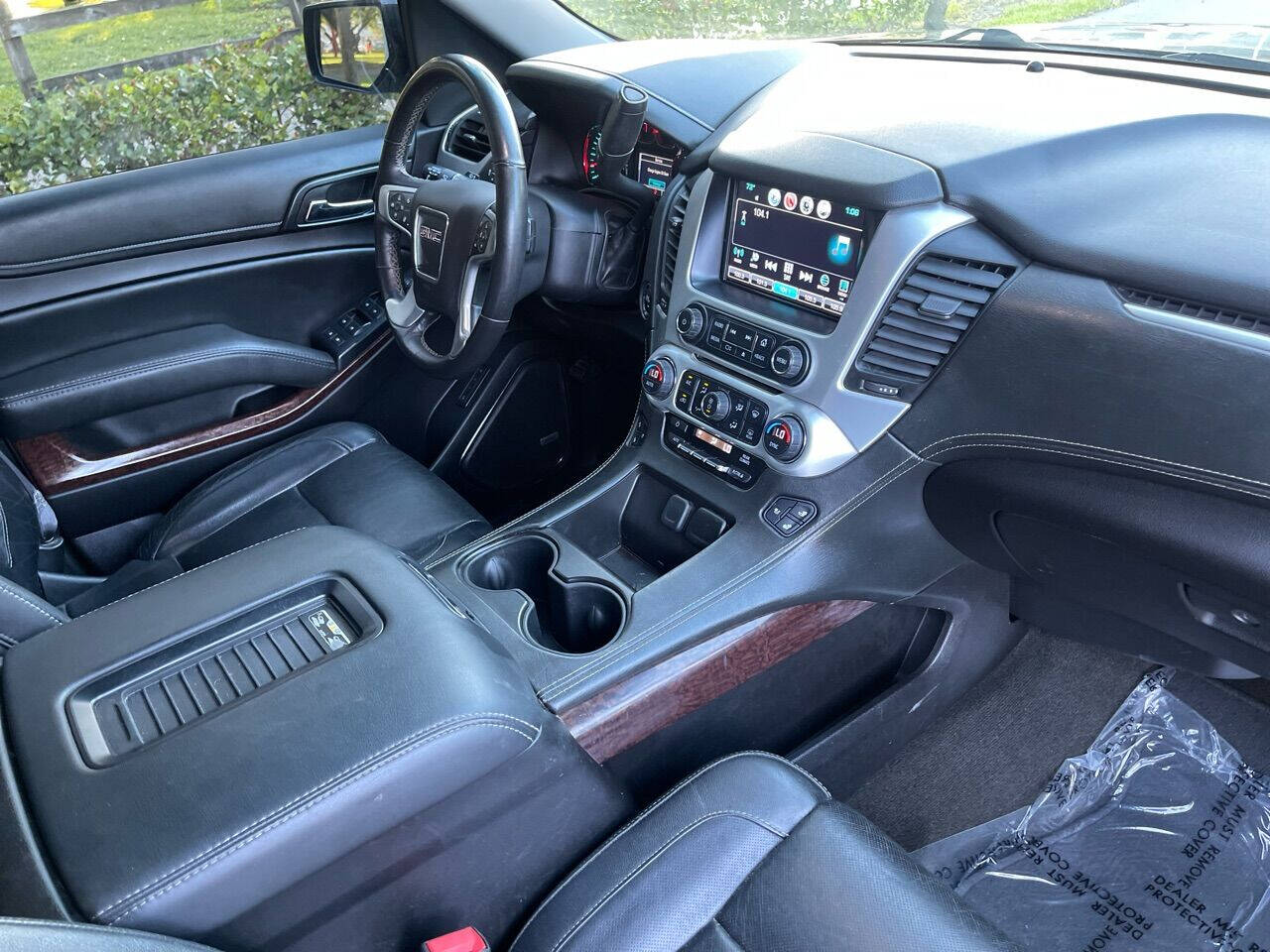 2017 GMC Yukon  - $24,780