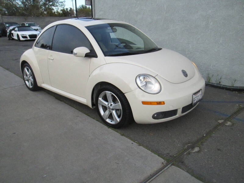 2006 Volkswagen New Beetle for sale at Unique Plaza Auto Sales in Sacramento CA