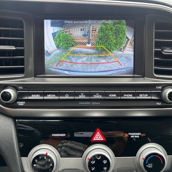 2019 Hyundai Elantra