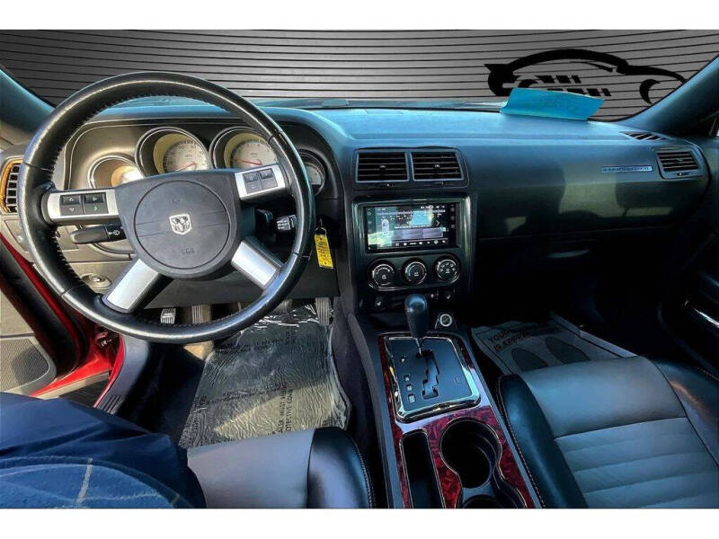 2010 Dodge Challenger SE